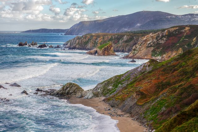 California coastline representing spousal support and divorce financial planning