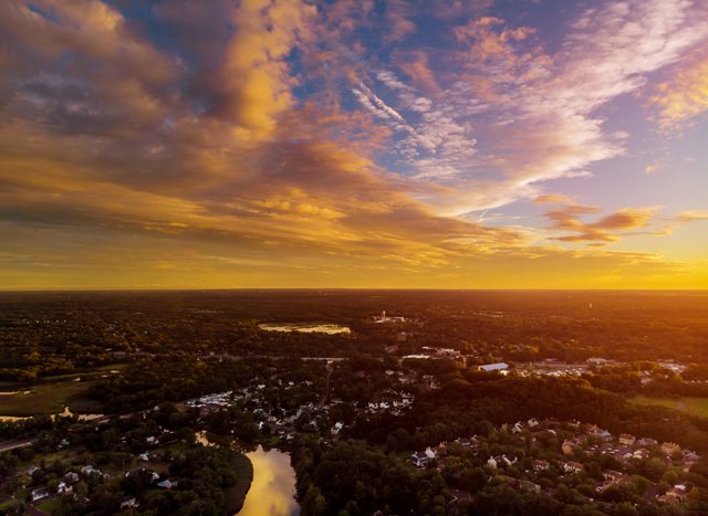 Connecticut residential neighborhood representing accessible DIY divorce filing and self-help resources