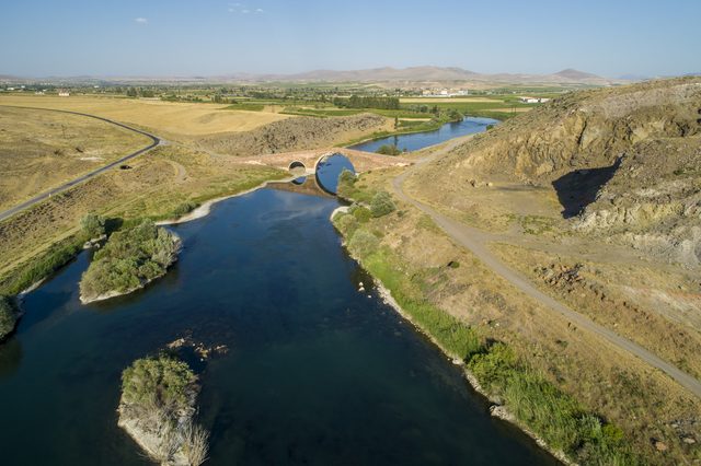 Idaho forest bridge landscape representing spousal support planning under Idaho Code 32-705