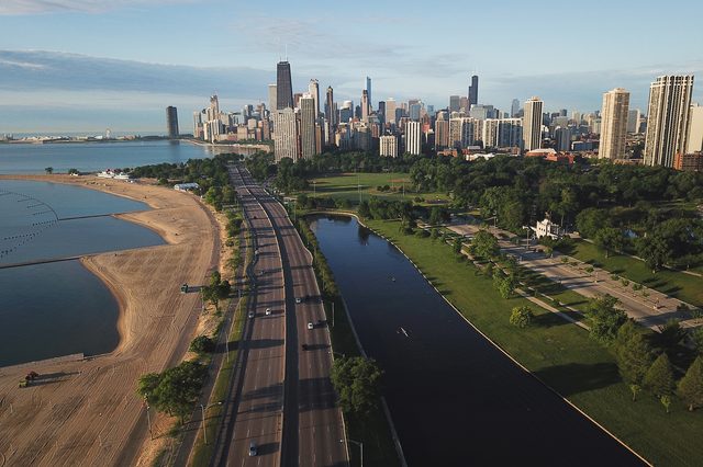 Downtown Chicago skyline representing Illinois child support enforcement