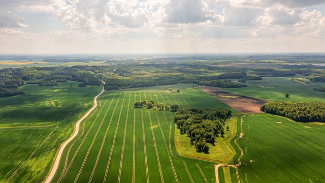 Agricultural landscape representing Iowa divorce property division