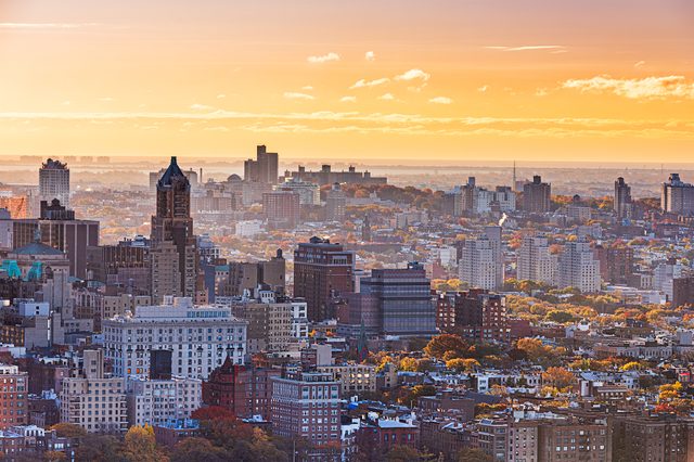 Brooklyn, New York cityscape at dawn representing New York divorce process