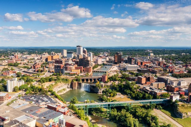 Ohio landscape representing spousal support eligibility and alimony factors