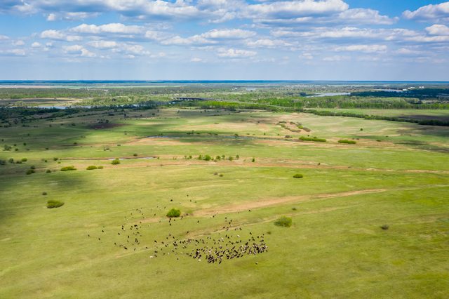 Rural landscape representing Oklahoma divorce property division