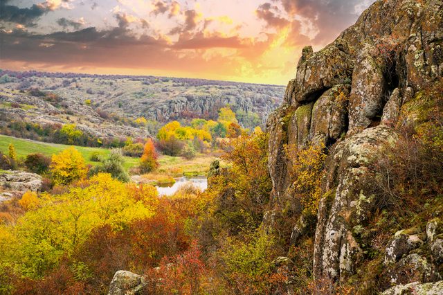 Scenic canyon landscape in Oklahoma representing divorce journey