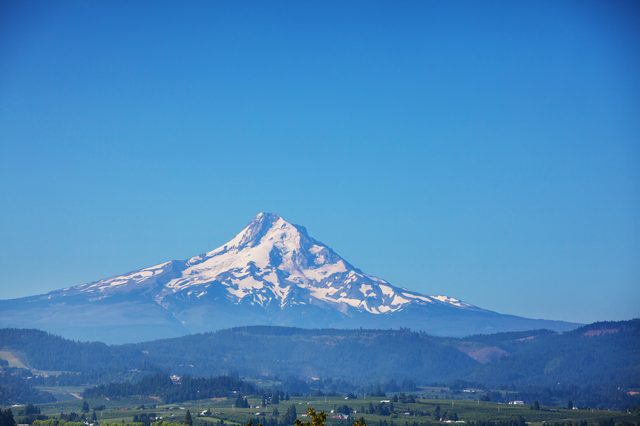 Oregon mountain landscape representing custody and parenting plan guidance