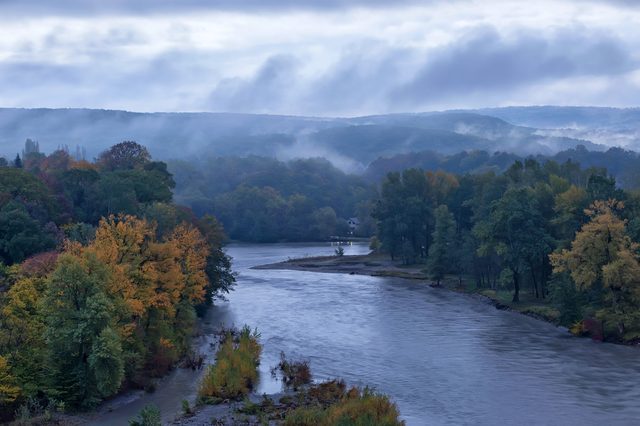 Evening Pennsylvania mountain forest landscape representing Pennsylvania divorce process