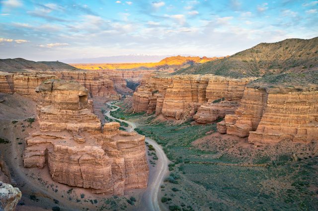 Canyon landscape representing Utah divorce self-help resources and DIY filing options